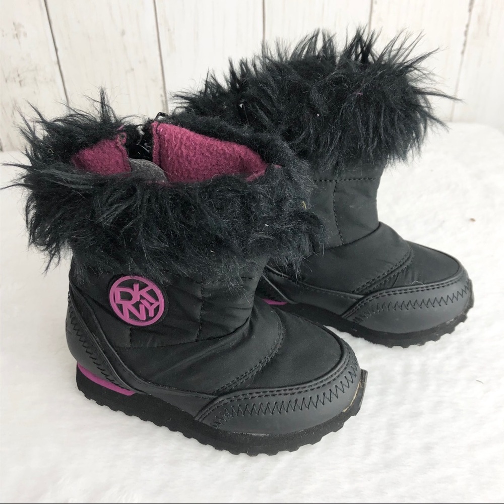 DKNY Black Furry Pink Fleece Lined Winter Boots 5